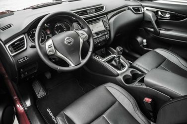 Nissan Qashqai II, Внедорожник 5 дв. — место водителя