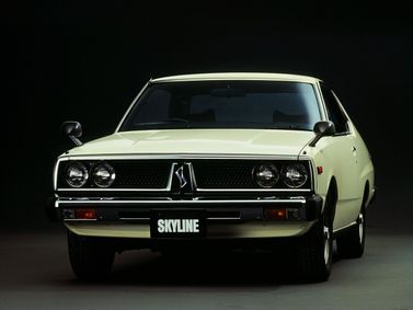 Nissan Skyline V (C210)، كوبيه — منظر أمامي