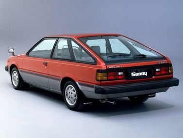 Nissan Sunny B11، كوبيه — منظر خلفي أيسر