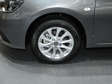 Nissan Sylphy III Рестайлинг, Седан — колёсный диск