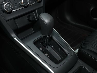 Nissan Sylphy III Рестайлинг, Седан — селектор коробки передач