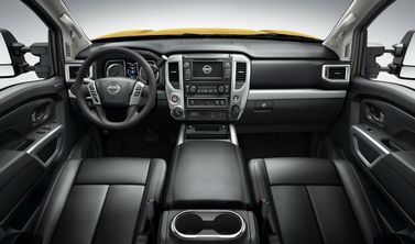 Nissan Titan II, Пикап двойная кабина — передняя панель