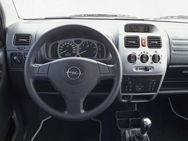 Opel Agila A تجميل الوجه، ميكرو فان — لوحة القيادة
