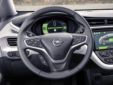 Opel Ampera II، هاتشباك 5 أبواب — عجلة القيادة