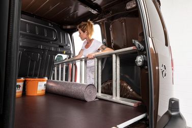 Opel Combo E, VAN — luggage compartment