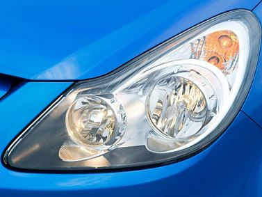 Opel Corsa OPC D، هاتشباك 3 أبواب — المصباح الأمامي