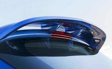 Opel Corsa OPC E، هاتشباك 3 أبواب — الجزء الخلفي من السيارة عن قرب