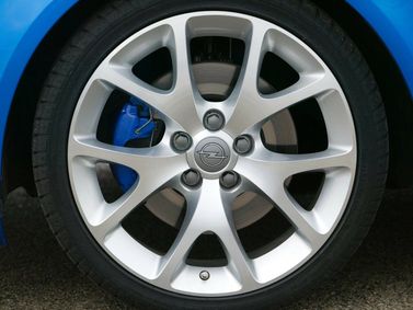 Opel Corsa OPC D، هاتشباك 3 أبواب — جنط العجلة