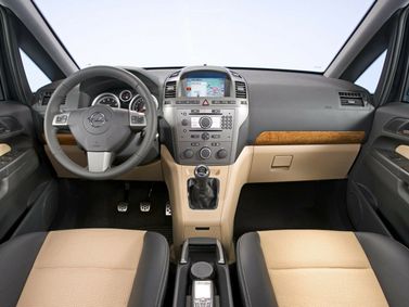 Opel Zafira B تجميل الوجه، فان مدمج — لوحة القيادة