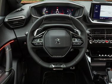 Peugeot 2008 II, Внедорожник 5 дв. — рулевое колесо