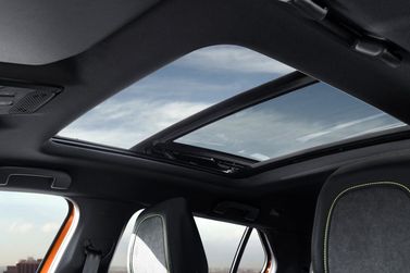Peugeot 2008 II, Внедорожник 5 дв. — деталь интерьера