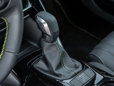 Peugeot 2008 II, Внедорожник 5 дв. — селектор коробки передач