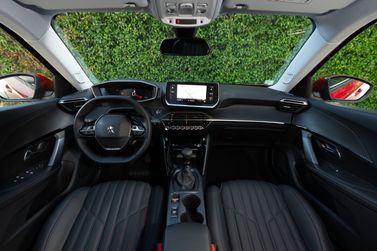 Peugeot 2008 II, Внедорожник 5 дв. — передняя панель