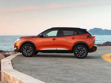 Peugeot 2008 II, Внедорожник 5 дв. — вид слева