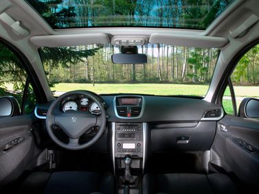 Peugeot 207 I, Универсал 5 дв. — передняя панель