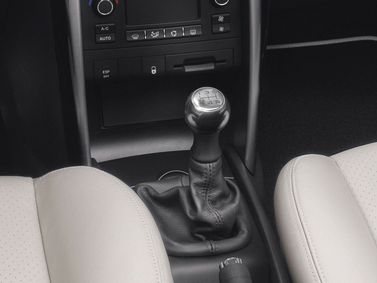 Peugeot 207 I Рестайлинг, Кабриолет — селектор коробки передач