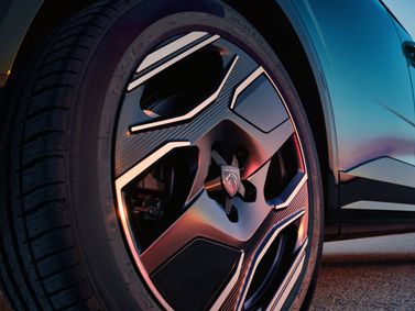 Peugeot 3008 III, Внедорожник 5 дв. — колёсный диск