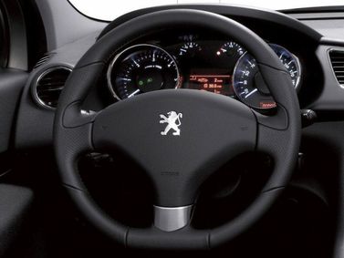 Peugeot 3008 I, Внедорожник 5 дв. — рулевое колесо