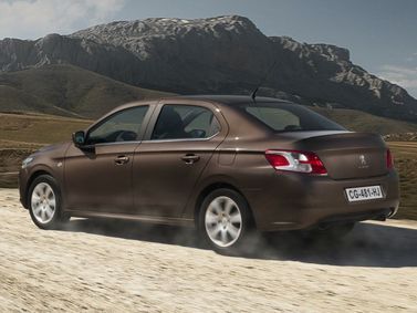 Peugeot 301 I, Седан — вид сзади справа