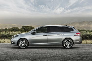Peugeot 308 II, Универсал 5 дв. — вид слева