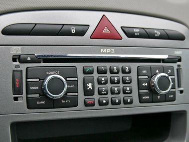 Peugeot 308 I, Хэтчбек 5 дв. — центральная консоль