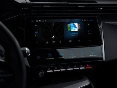 Peugeot 308 III, Хэтчбек 5 дв. — экран мультимедийной системы