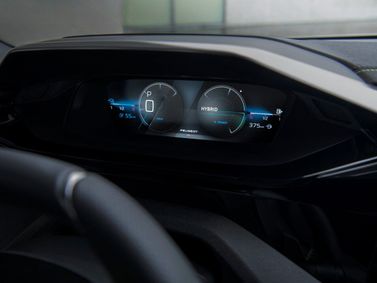 Peugeot 308 III, Универсал 5 дв. — панель приборов