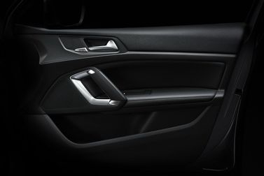 Peugeot 308 II, Хэтчбек 5 дв. — деталь интерьера