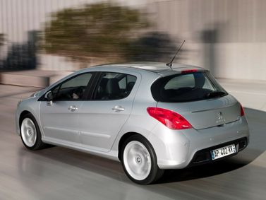 Peugeot 308 I Рестайлинг, Хэтчбек 5 дв. — вид сзади справа