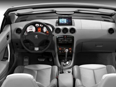 Peugeot 308 I, Кабриолет — передняя панель