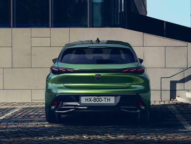 Peugeot 308 III, Хэтчбек 5 дв. — вид сзади