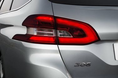 Peugeot 308 II, Универсал 5 дв. — задний фонарь