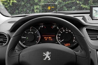 Peugeot 5008 I, Компактвэн — панель приборов