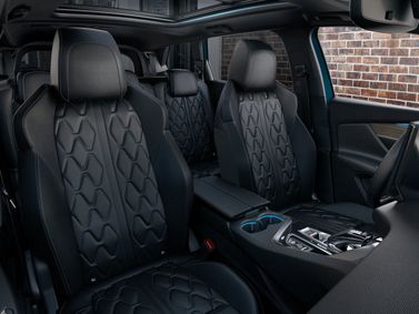 Peugeot 5008 II Рестайлинг, Внедорожник 5 дв. — передние сиденья