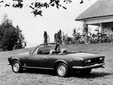 Peugeot 504, Кабриолет — вид сзади в три четверти