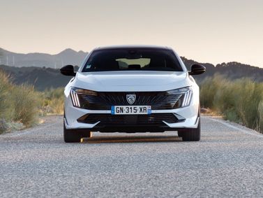 Peugeot 508 II Рестайлинг, Лифтбэк — вид спереди