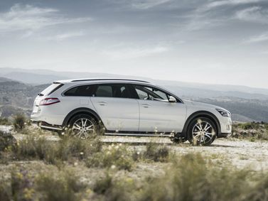 Peugeot 508 I Рестайлинг, Универсал 5 дв. RXH — вид слева