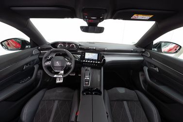 Peugeot 508 II, Лифтбэк — передняя панель
