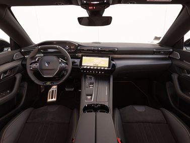 Peugeot 508 II Рестайлинг, Лифтбэк — место водителя