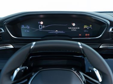 Peugeot 508 II Рестайлинг, Лифтбэк — панель приборов