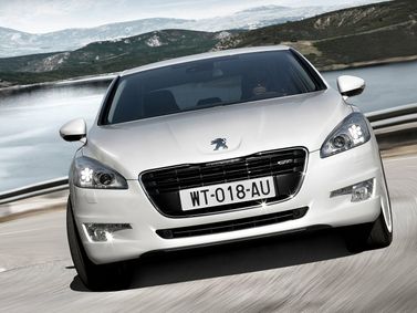Peugeot 508 I، سيدان — منظر أمامي