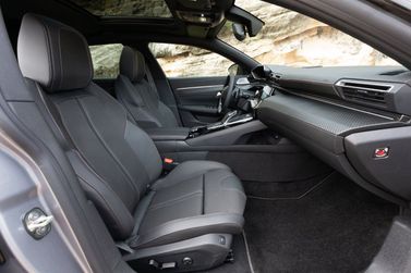 Peugeot 508 II, Универсал 5 дв. — общий вид салона