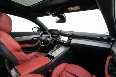 Peugeot 508 II, Лифтбэк — место водителя
