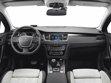Peugeot 508 I, Универсал 5 дв. RXH — передняя панель