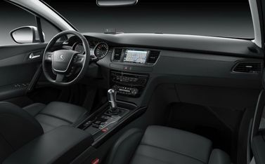 Peugeot 508 I Рестайлинг, Универсал 5 дв. — передняя панель