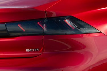 Peugeot 508 II, Лифтбэк — задний фонарь