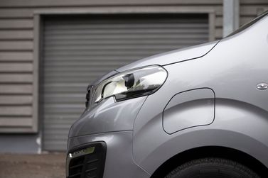 Peugeot Expert III, Фургон — передняя часть автомобиля крупным планом