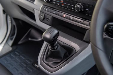 Peugeot Expert III, Фургон — селектор коробки передач