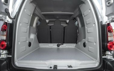 Peugeot Partner II Рестайлинг 2, Фургон Profi St — багажное отделение