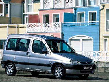 Peugeot Partner I، فان مدمج — منظر أمامي أيمن
